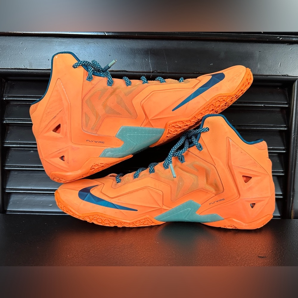 Nike Lebron 11 Atomic Orange